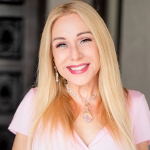 Cari Roy