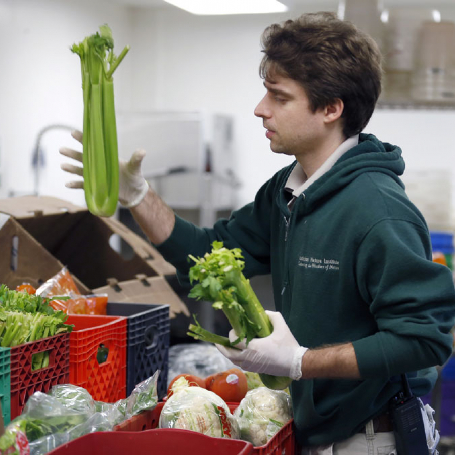 It Takes a Village: Feeding the Animals of Audubon Is a Full-Time Job